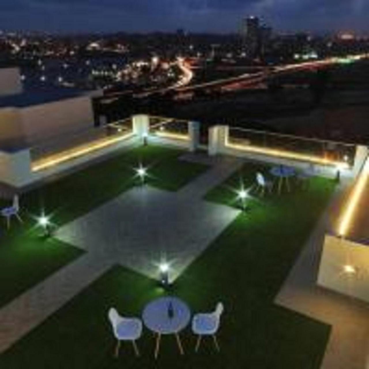Doc'S Suite Accra Kültér fotó